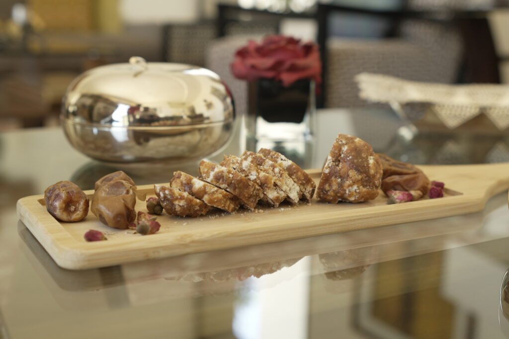 Lazy cake with dates