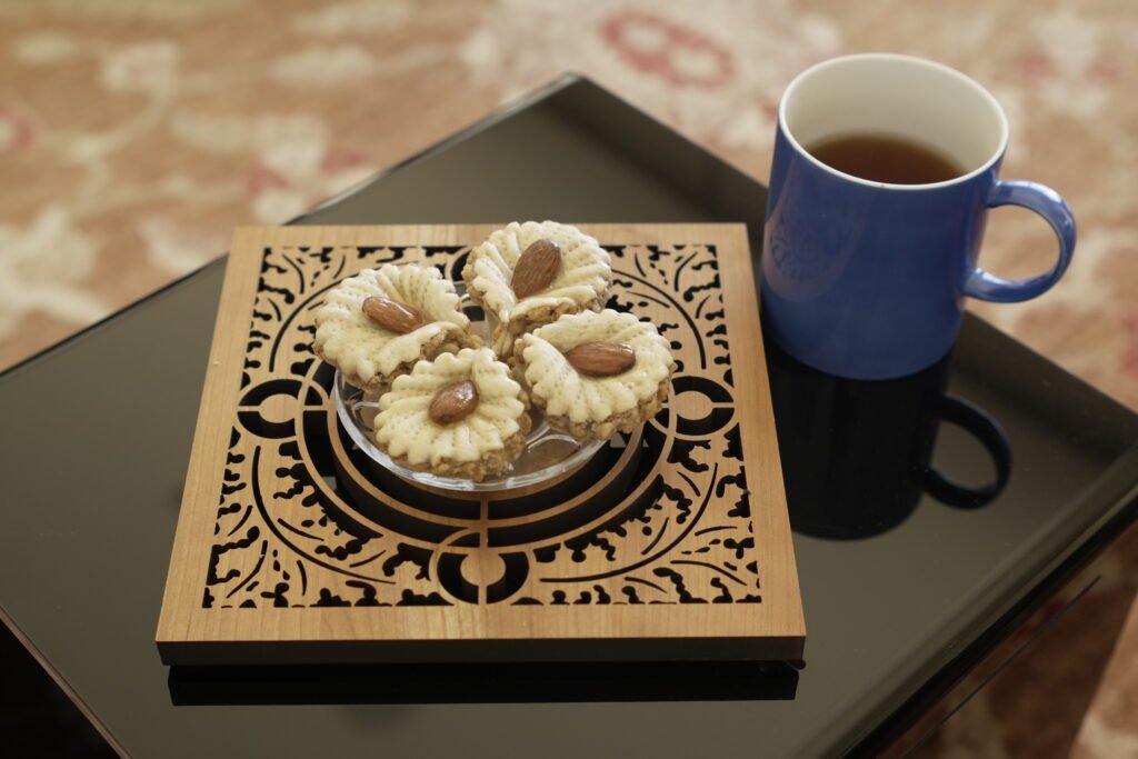 cookies with almonds